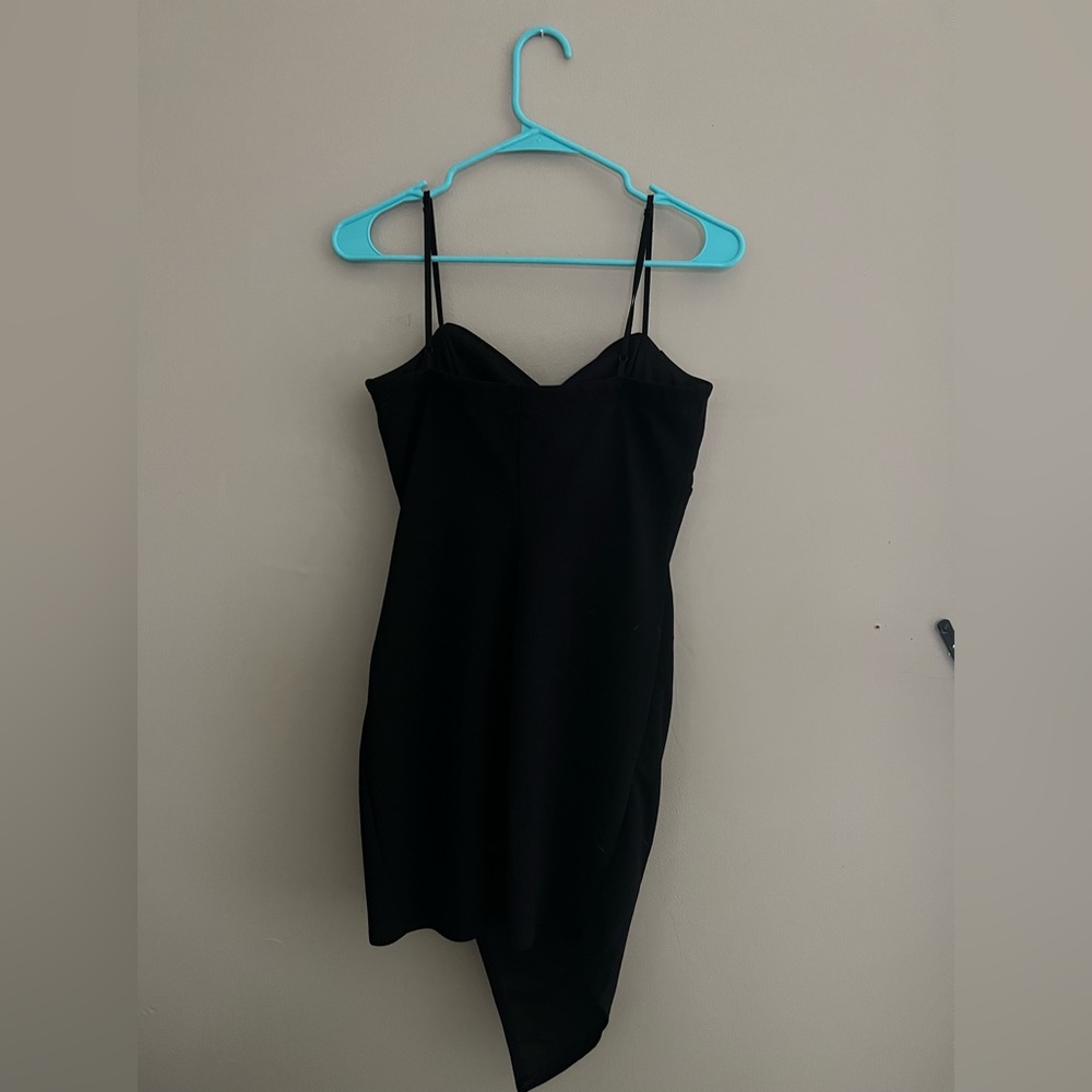 Boscovs emerald Sundae black cowl neck dress